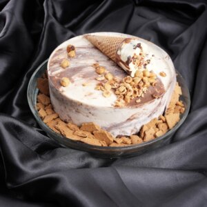 ice cream snickers F 18040