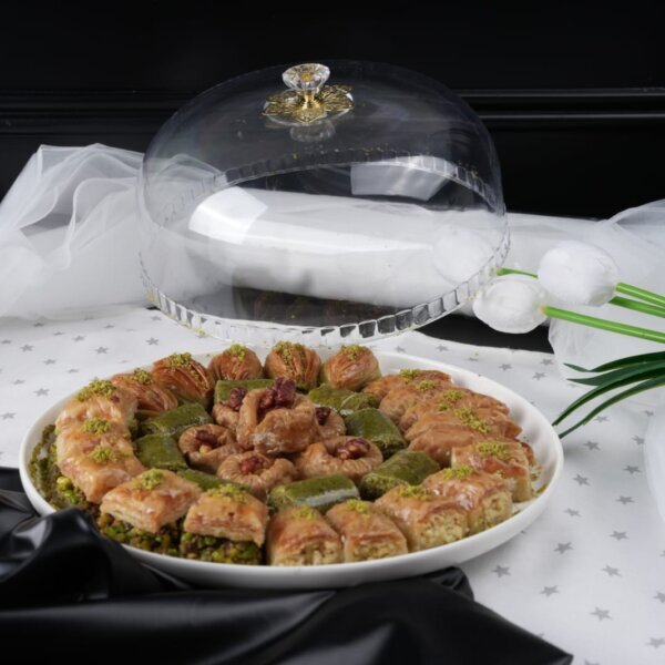 بقلاوة فاخرة في الكويت – صينية بقلاوة مشكلة بالفستق من ارت كيك