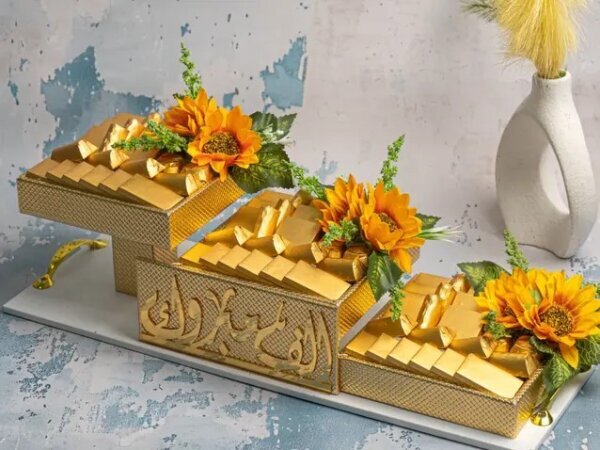 شوكولاتة مغلفة فاخرة في الكويت – شوكولاتة ضيافة بشعار ارت كيك